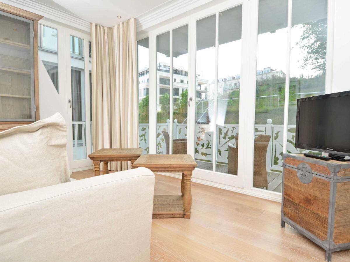 Villa "Johanna" Sellin - Wg13 Mit Kamin Und Zwei Balkonen Экстерьер фото