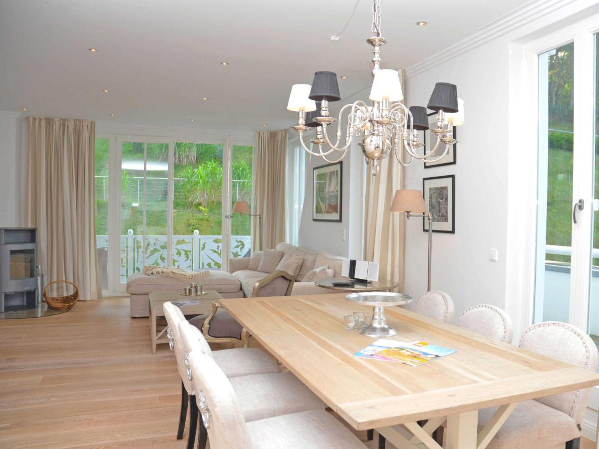 Villa "Johanna" Sellin - Wg13 Mit Kamin Und Zwei Balkonen Экстерьер фото