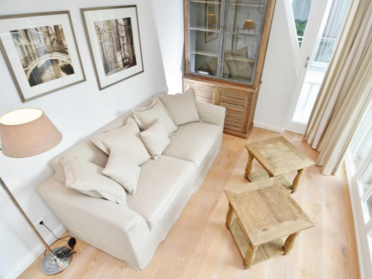 Villa "Johanna" Sellin - Wg13 Mit Kamin Und Zwei Balkonen Экстерьер фото