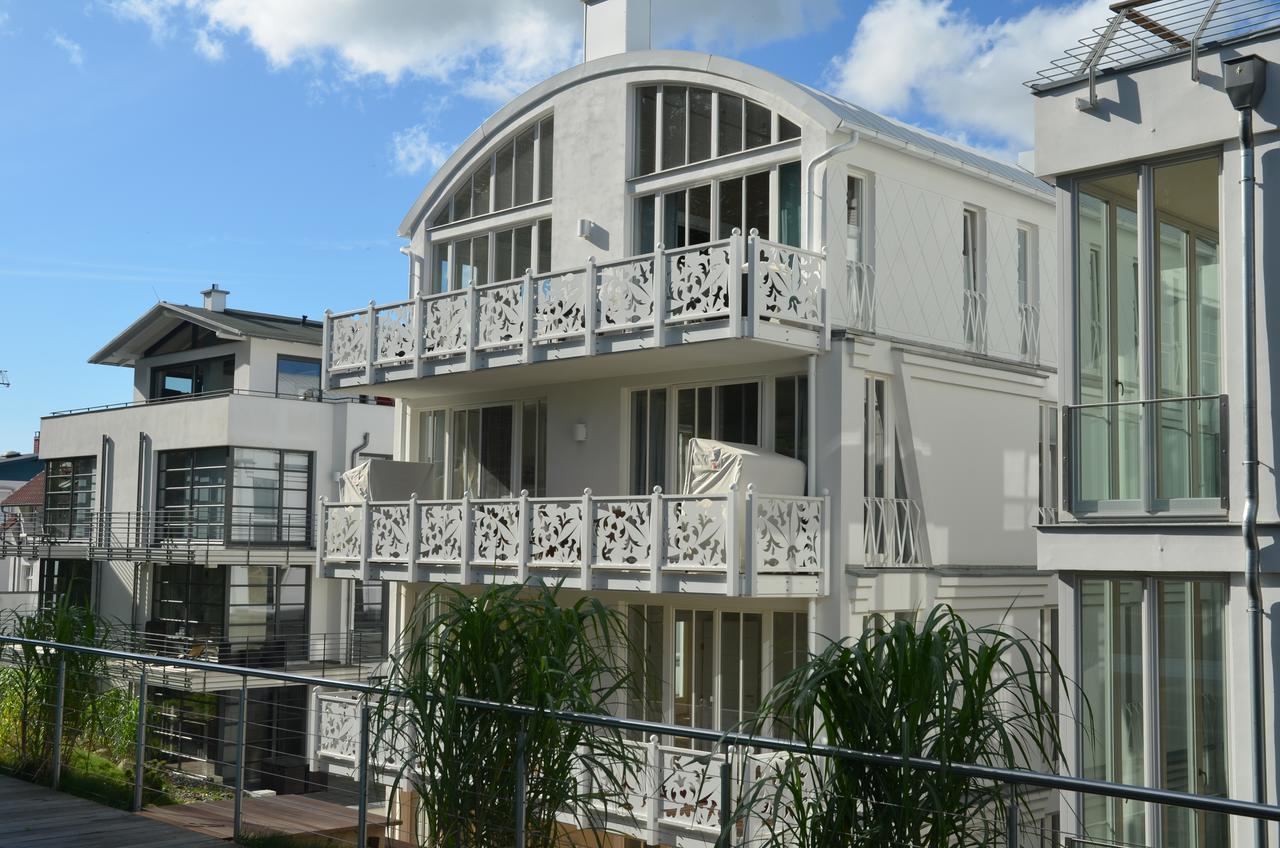 Villa "Johanna" Sellin - Wg13 Mit Kamin Und Zwei Balkonen Экстерьер фото